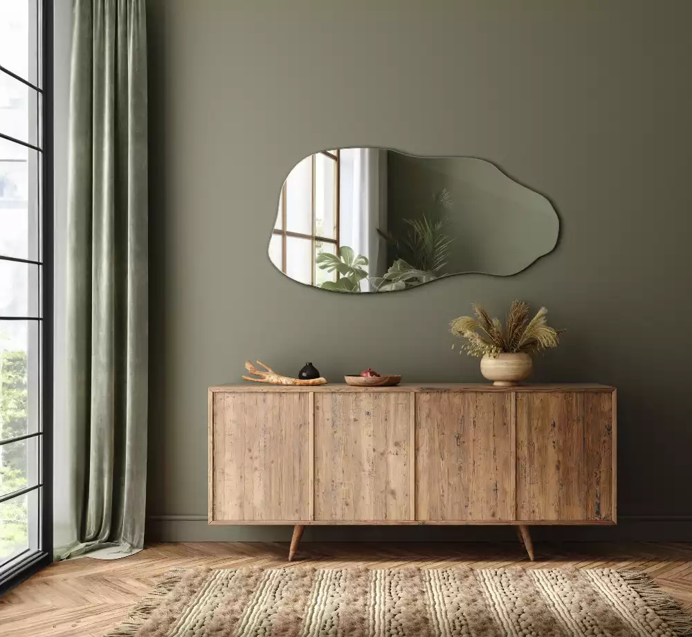 Oglindă decorativă suspendată cu formă asimetrică
