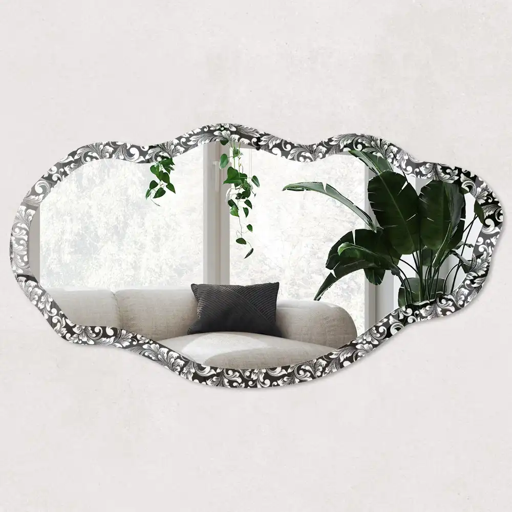 Oglindă cu formă neregulată și imprimeu decorativ clasic