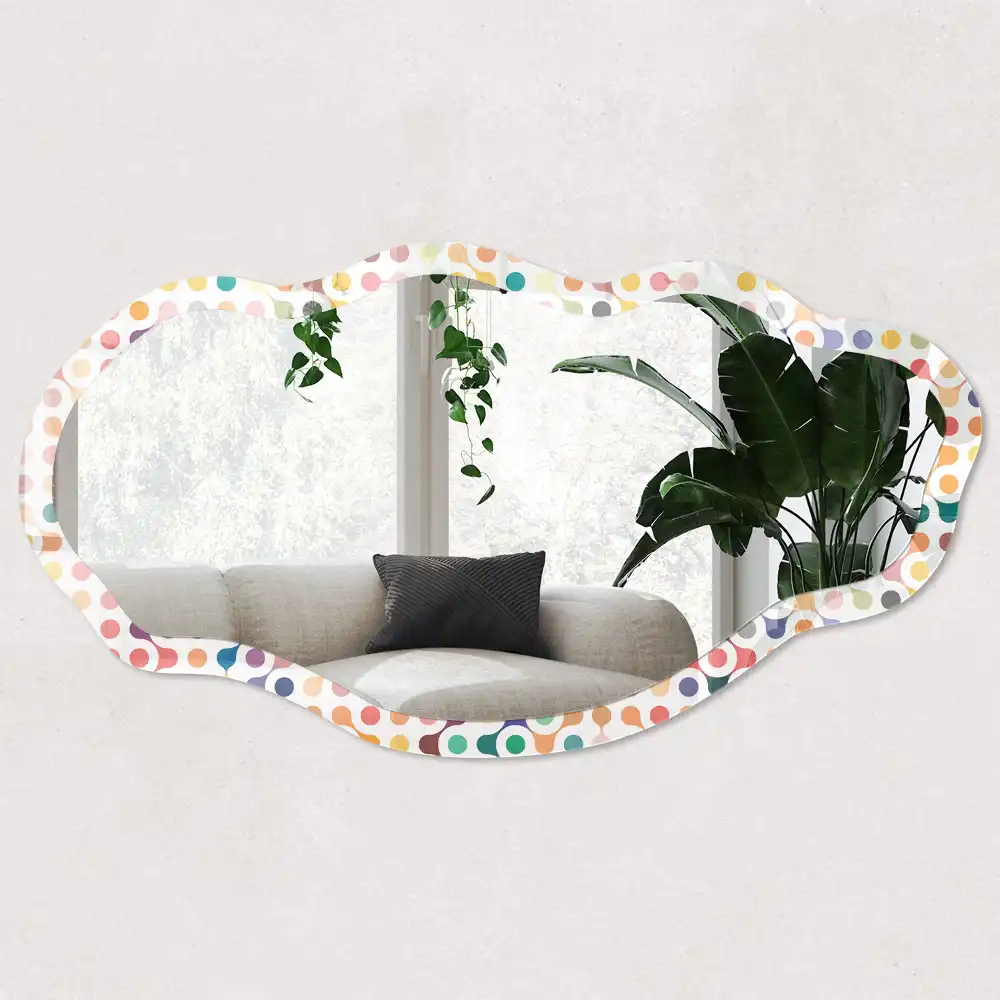 Oglindă decorativă cu formă neregulată și imprimeu geometric colorat
