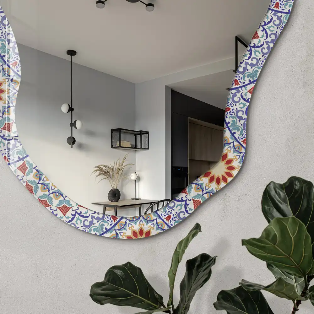 Oglindă decorativă neregulată cu imprimeu mandale orientale