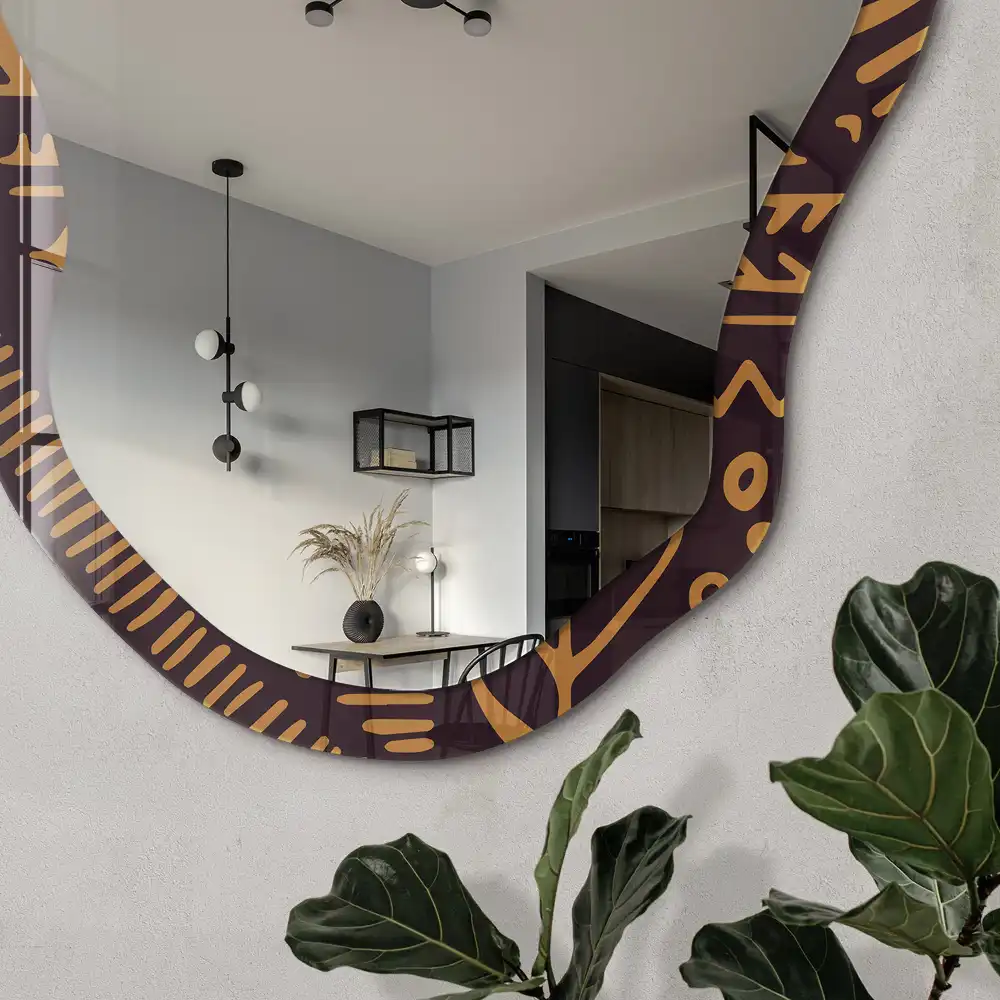 Oglindă decorativă cu formă neregulată și model etnic