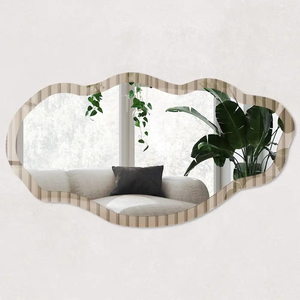 Oglindă neregulată cu imprimeu cu dungi relaxante