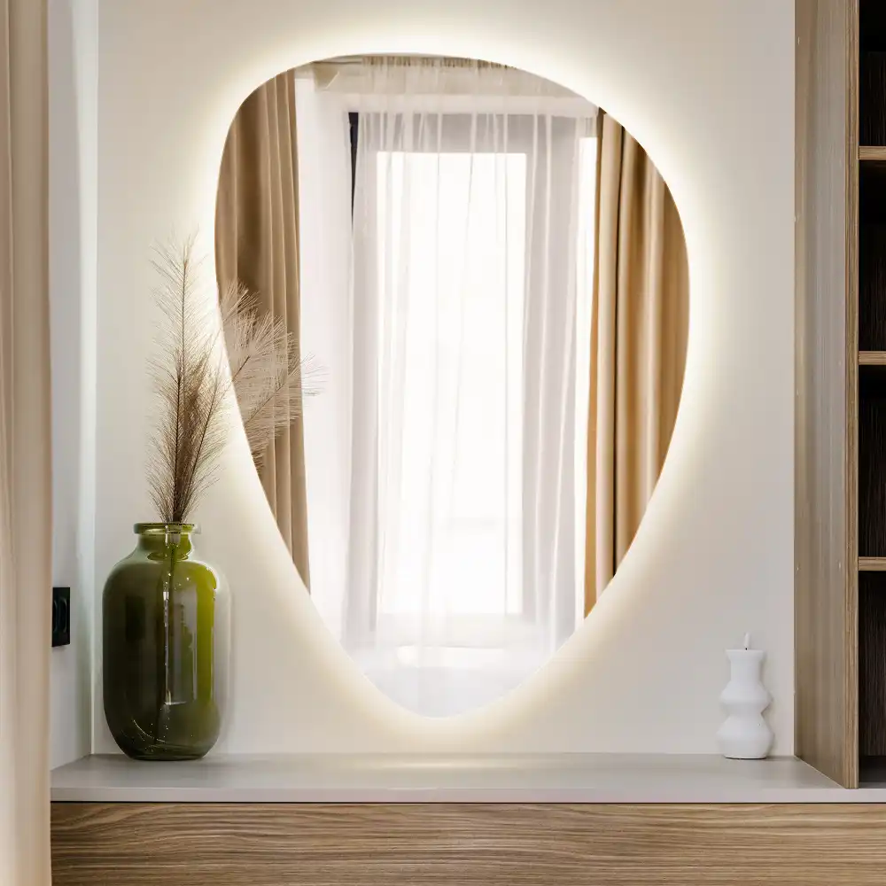Oglindă ovală cu iluminare LED