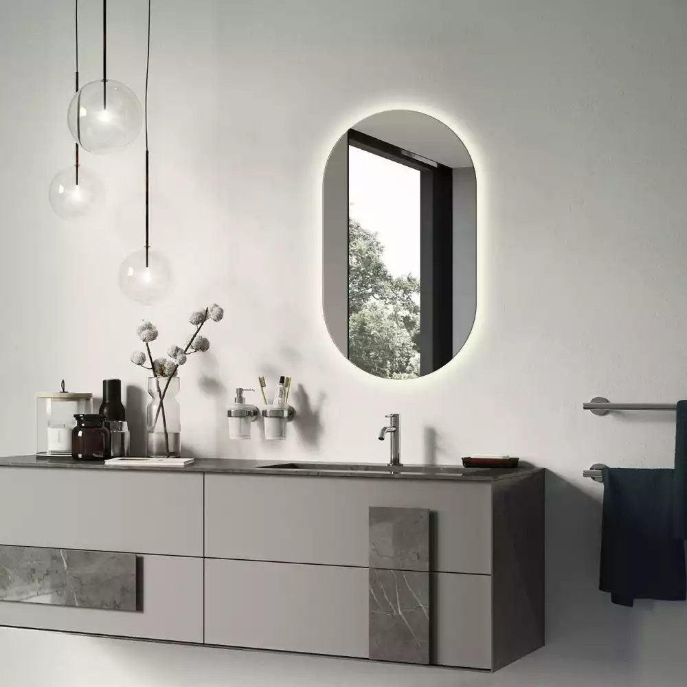 Oglindă decorativă ovală de perete cu formă atipică