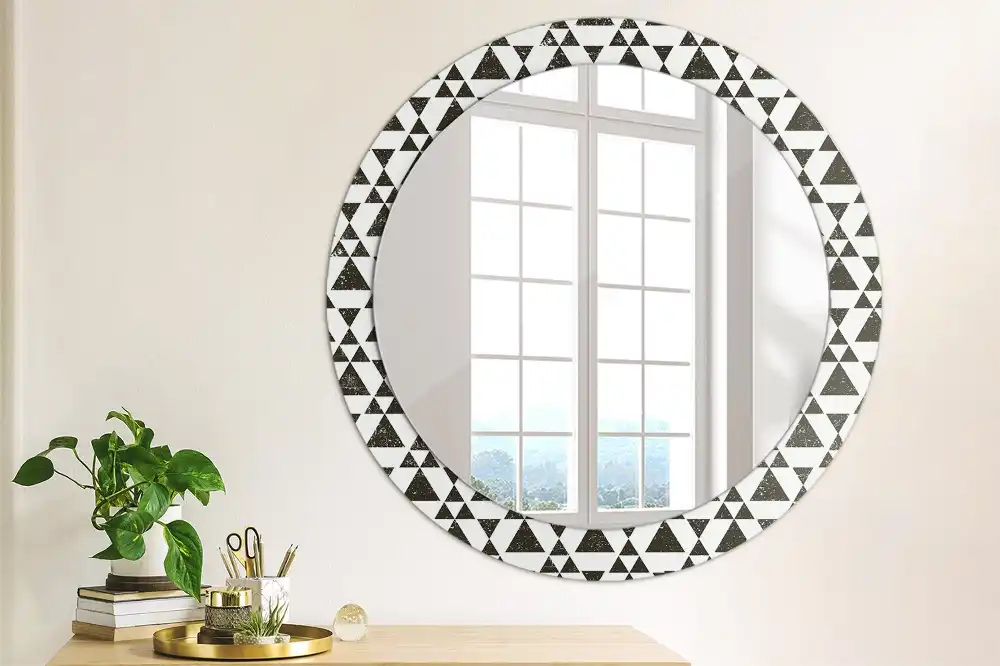 Oglindă rotundă cu ramă cu imprimeu geometric triunghiuri
