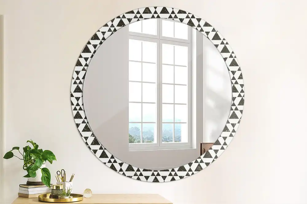Oglindă rotundă cu ramă cu imprimeu geometric triunghiuri