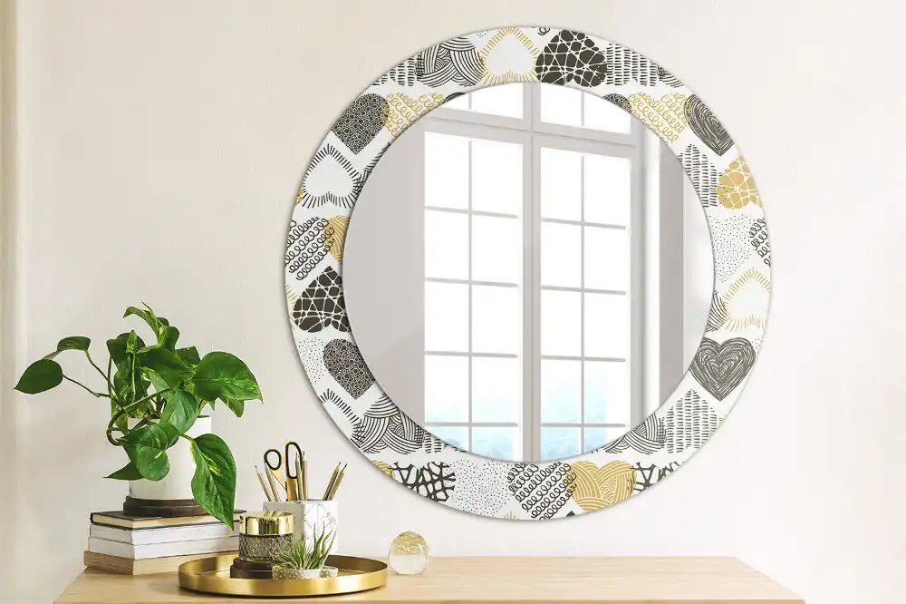 Oglindă decorativă rotundă cu design doodle și inimioare