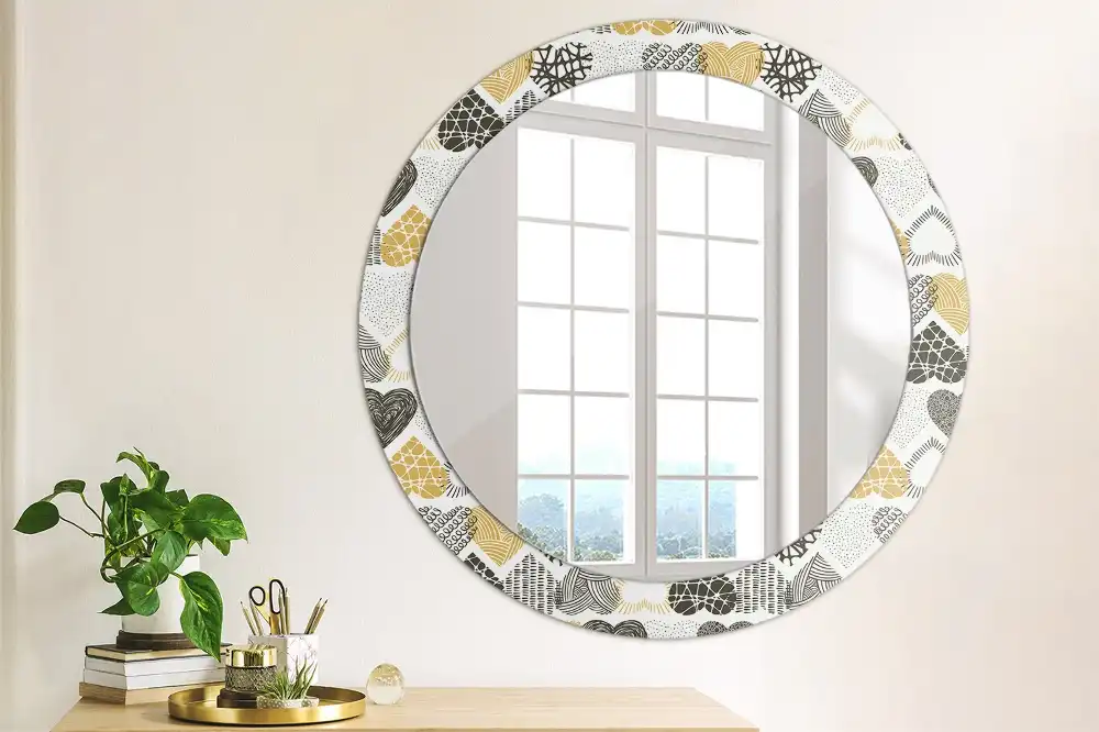 Oglindă decorativă rotundă cu design doodle și inimioare