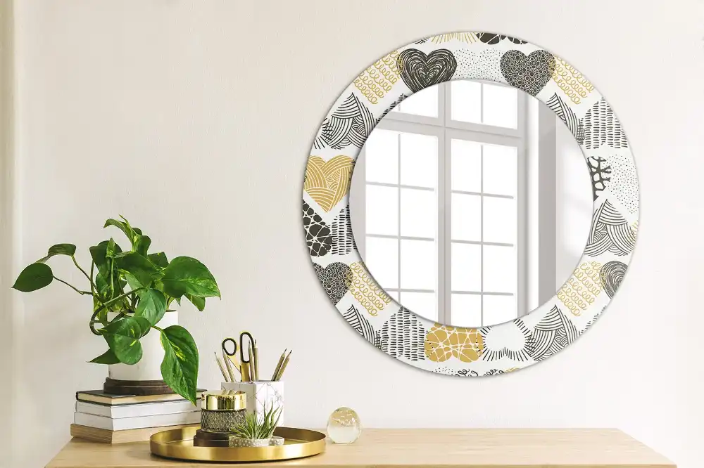 Oglindă decorativă rotundă cu design doodle și inimioare