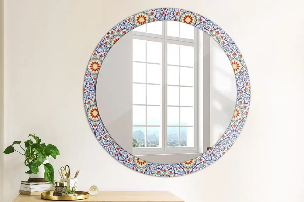 Oglindă rotundă decorativă cu compoziție orientală pentru perete