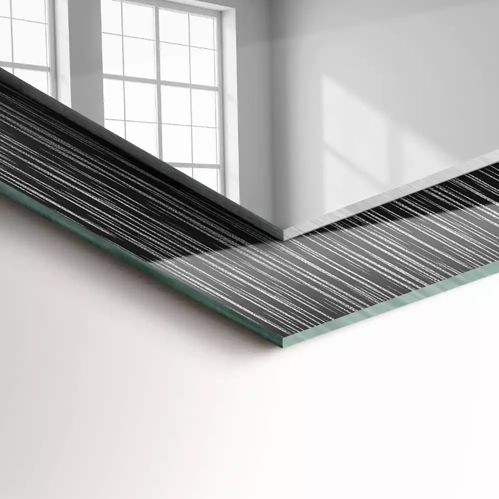 Oglindă dreptunghiulară decorativă cu linii moderne pentru perete