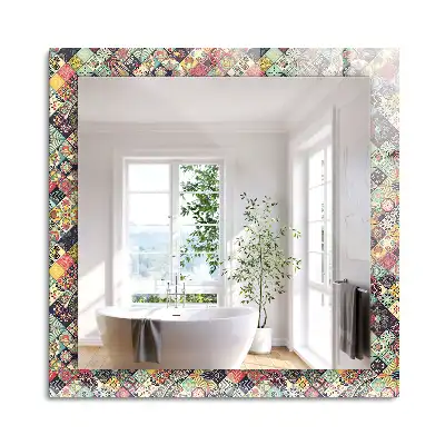 Oglindă dreptunghiulară cu ramă imprimeu patchwork colorat