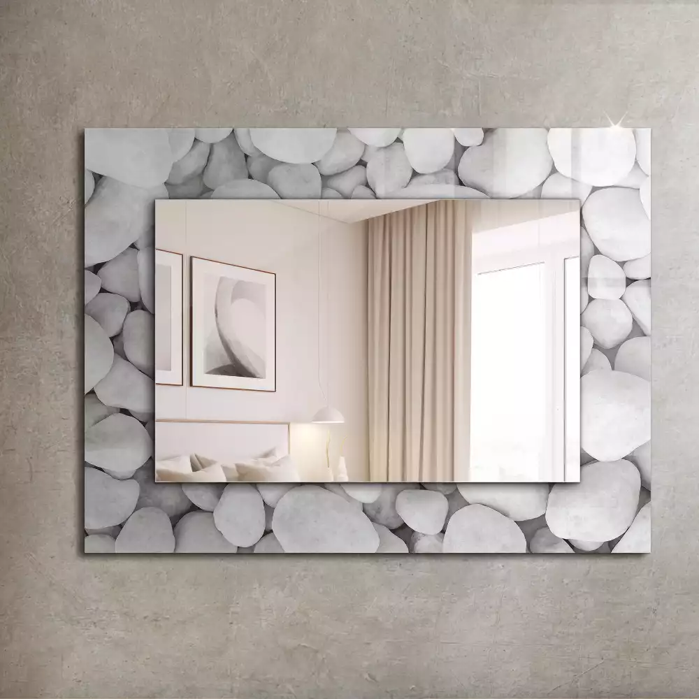 Oglindă dreptunghiulară cu ramă decorată cu pietre albe netede