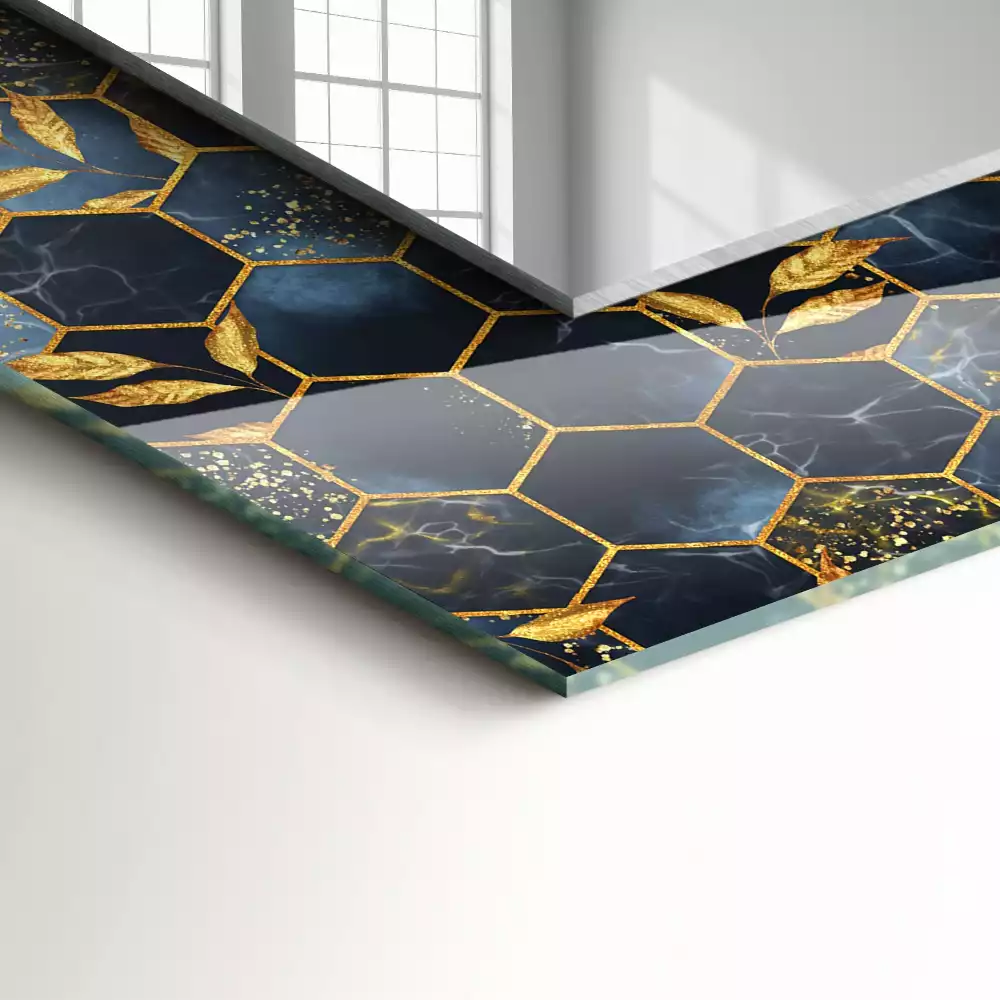 Oglindă dreptunghiulară cu ramă decorată cu imprimeu de frunze hexagonale