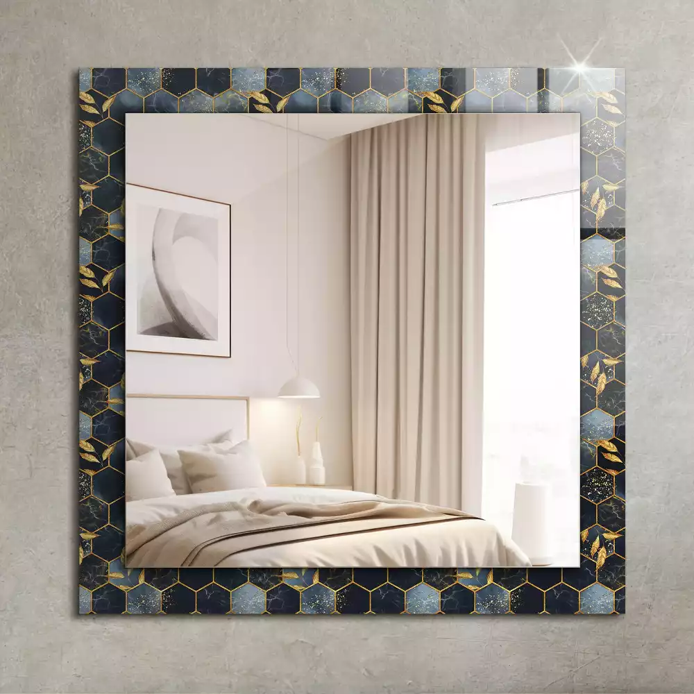 Oglindă dreptunghiulară cu ramă decorată cu imprimeu de frunze hexagonale