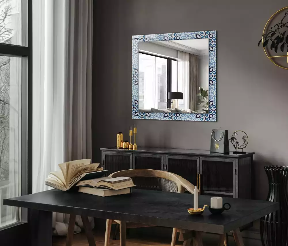 Oglindă dreptunghiulară de perete cu model ornamental albastru