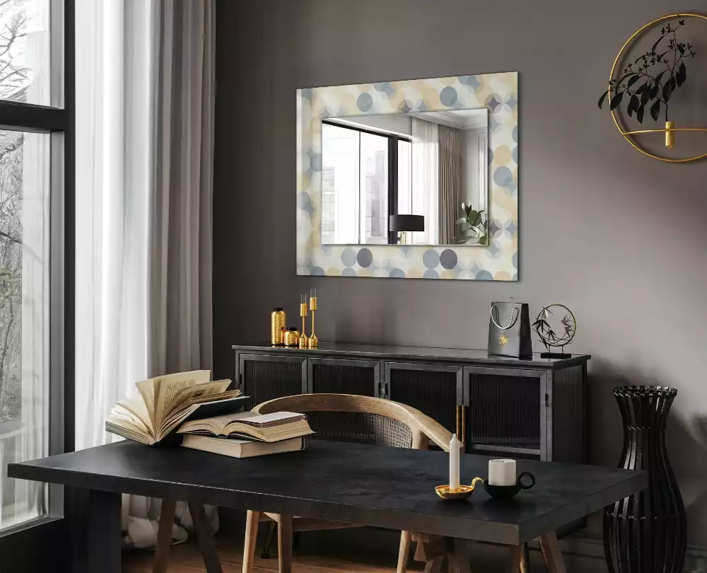 Oglindă dreptunghiulară cu imprimeu de modele rotunde colorate