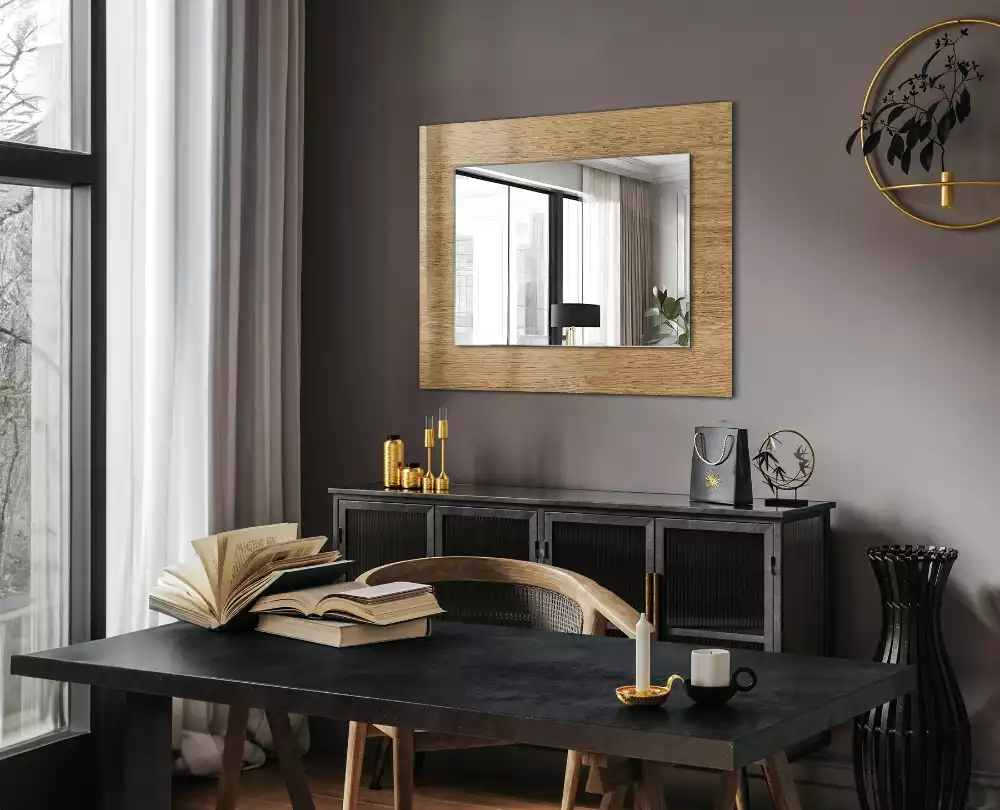Oglindă dreptunghiulară din lemn cu ramă decorativă