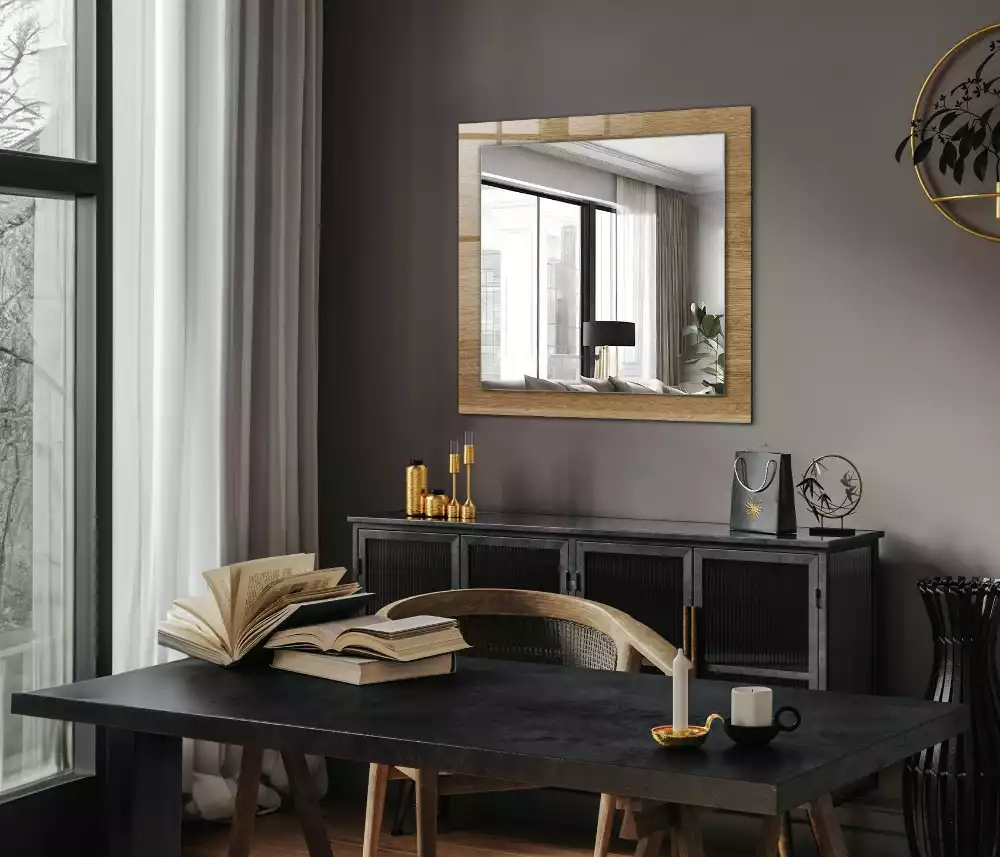 Oglindă dreptunghiulară din lemn cu ramă decorativă
