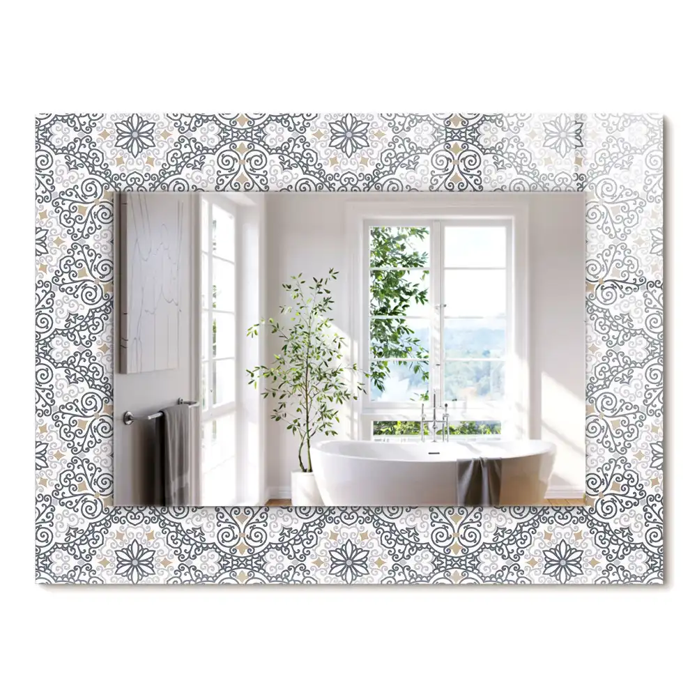 Oglindă dreptunghiulară cu decor ornamental