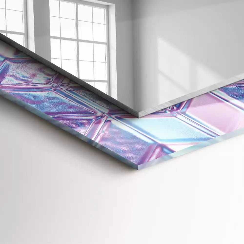 Oglindă dreptunghiulară cu ramă decorată cu imprimeu de cuburi transparente colorate
