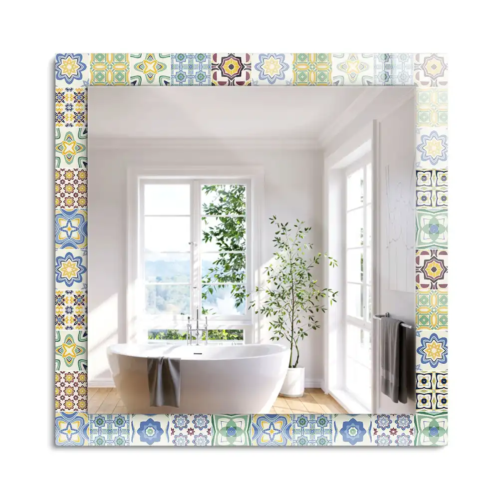 Oglindă dreptunghiulară cu decor din plăci colorate