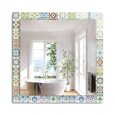 Oglindă dreptunghiulară cu decor din plăci colorate
