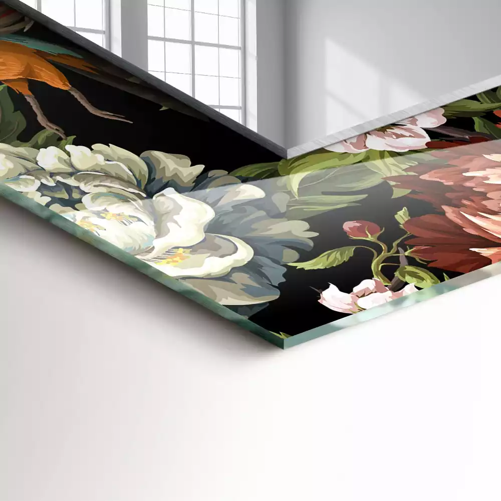 Oglindă dreptunghiulară cu ramă decorată cu imprimeu floral și păsări