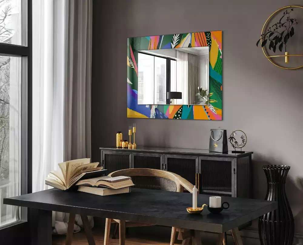 Oglindă dreptunghiulară cu ramă decorată cu imprimeu abstract colorat