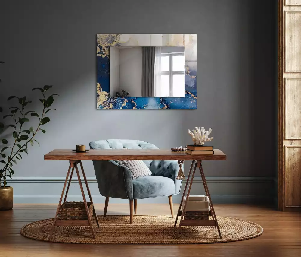 Oglindă dreptunghiulară decorativă cu design abstract