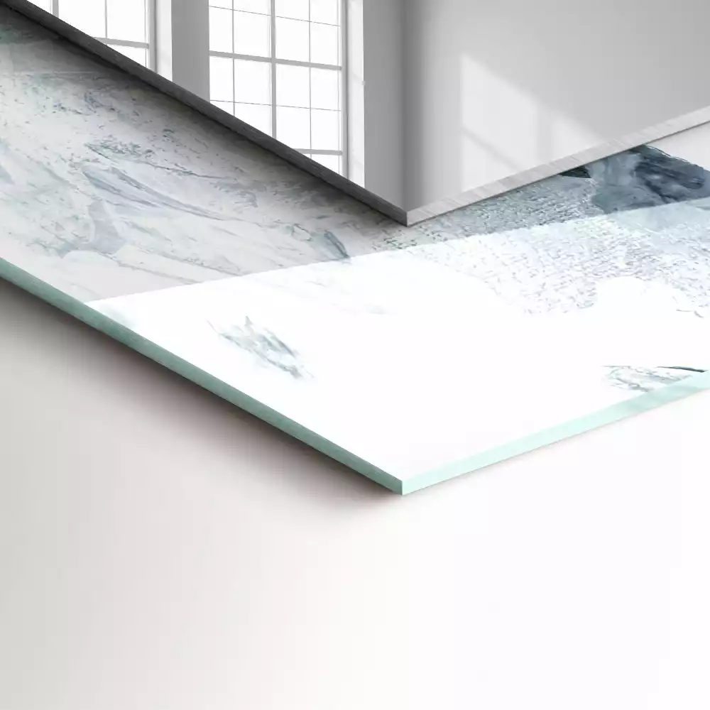 Oglindă decorativă de perete dreptunghiulară cu design abstract