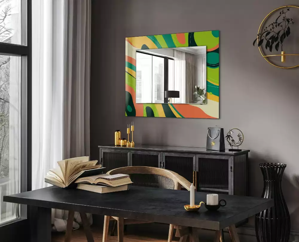 Oglindă dreptunghiulară cu ramă decorată cu imprimeu abstract colorat