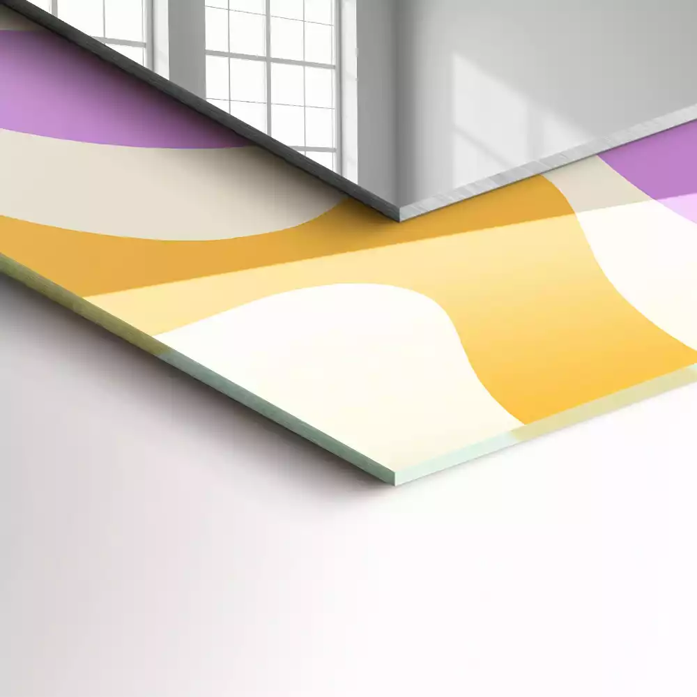 Oglindă dreptunghiulară de perete cu modele abstracte colorate