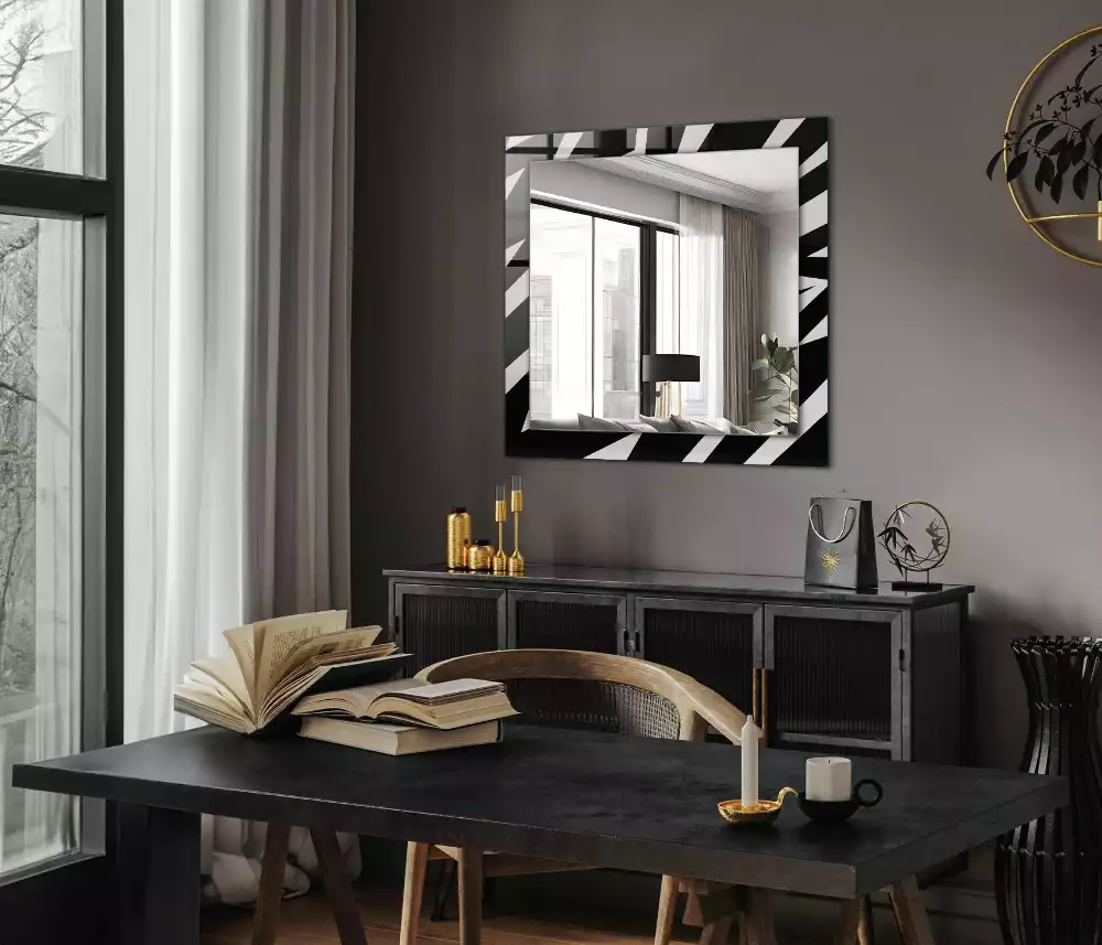 Oglindă dreptunghiulară cu ramă cu imprimeu geometric alb-negru