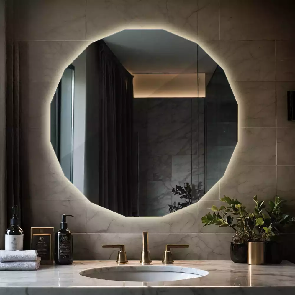 Oglindă geometrică de perete cu iluminare