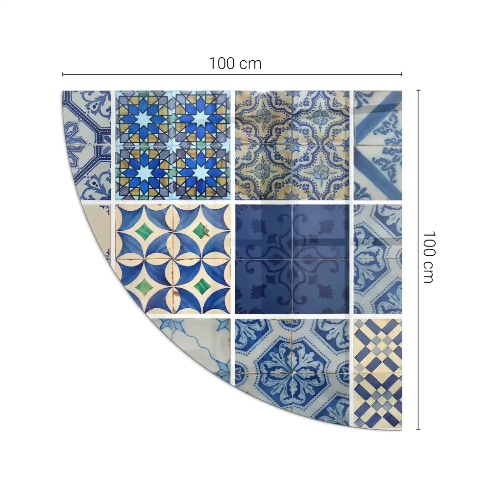 Placă de sticlă securizată pentru protecția pardoselii sub sobă, formă sfert de cerc cu model de plăci ceramice