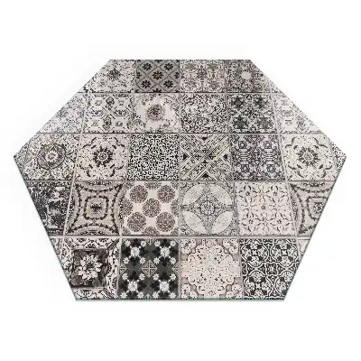 Placă de protecție hexagonală sub sobă cu model decorativ de plăci ceramice