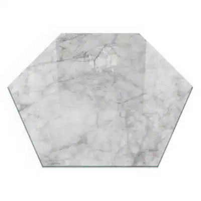 Placă hexagonală de protecție pentru șemineu cu aspect de marmură