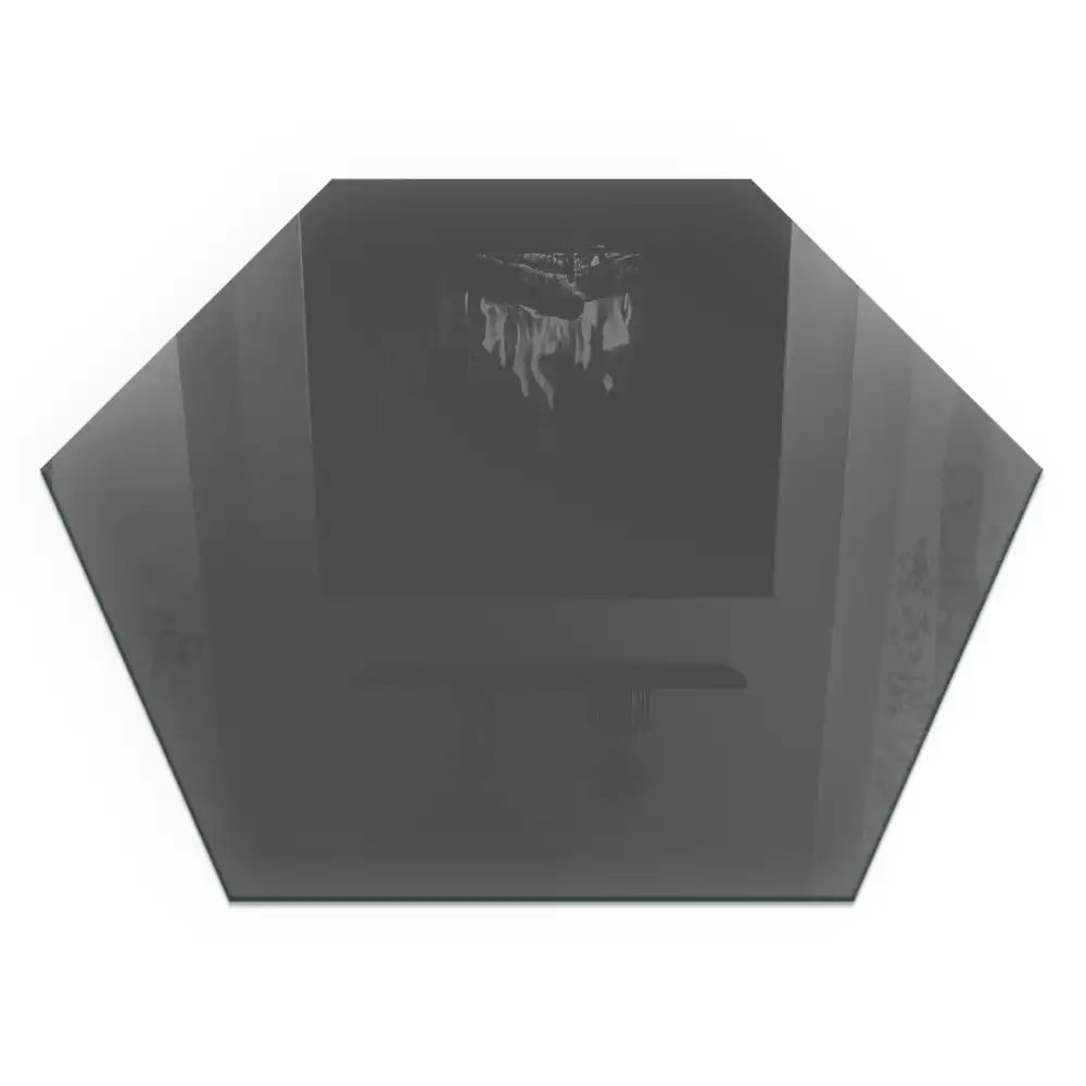Protecție hexagonală pentru sobă de culoare maro-gri