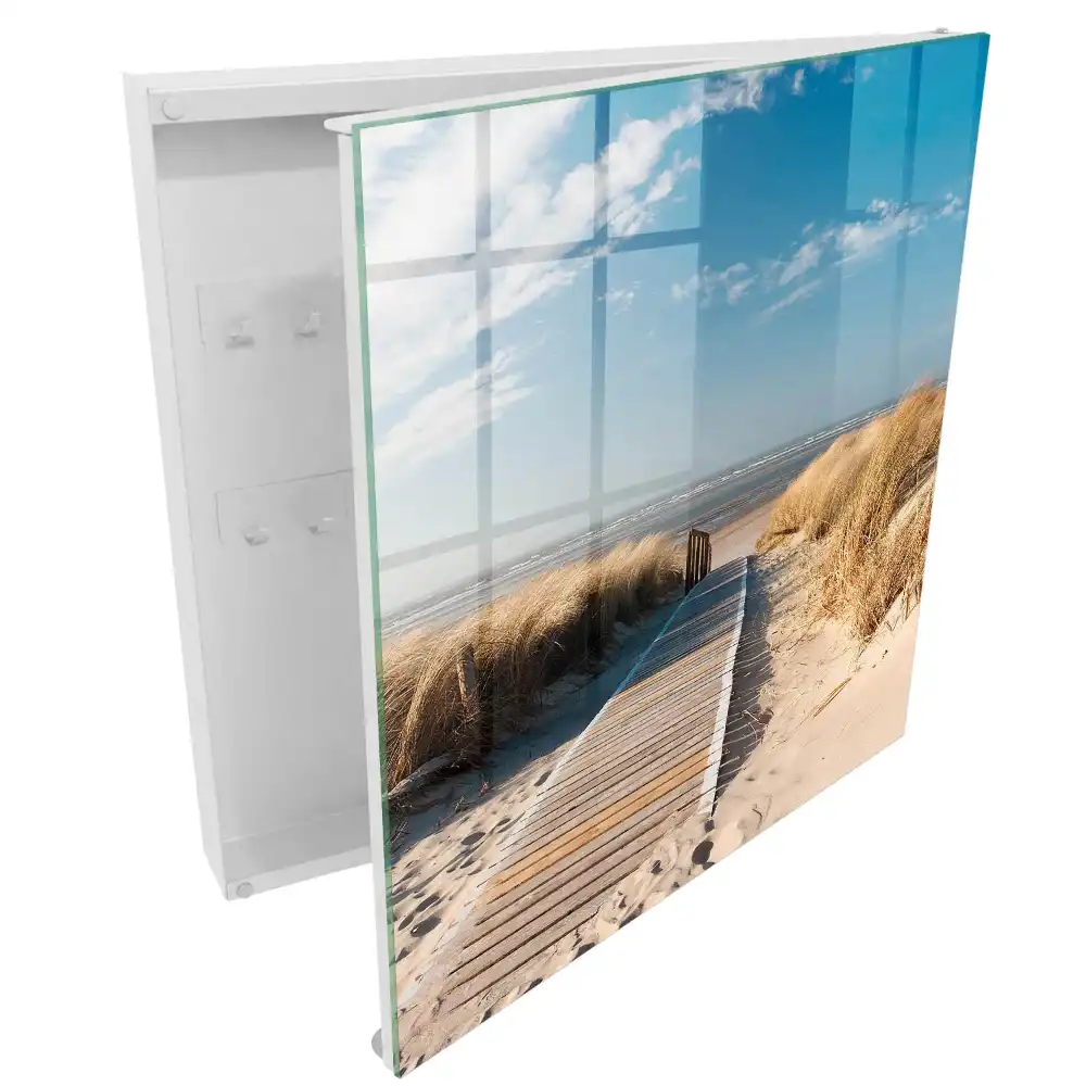 Casetă pentru chei cu peisaj de plajă cu dune și iarbă