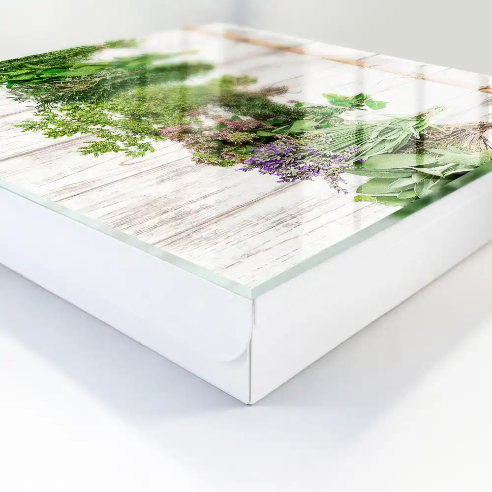Suport rustic pentru chei din lemn cu design de ierburi suspendate