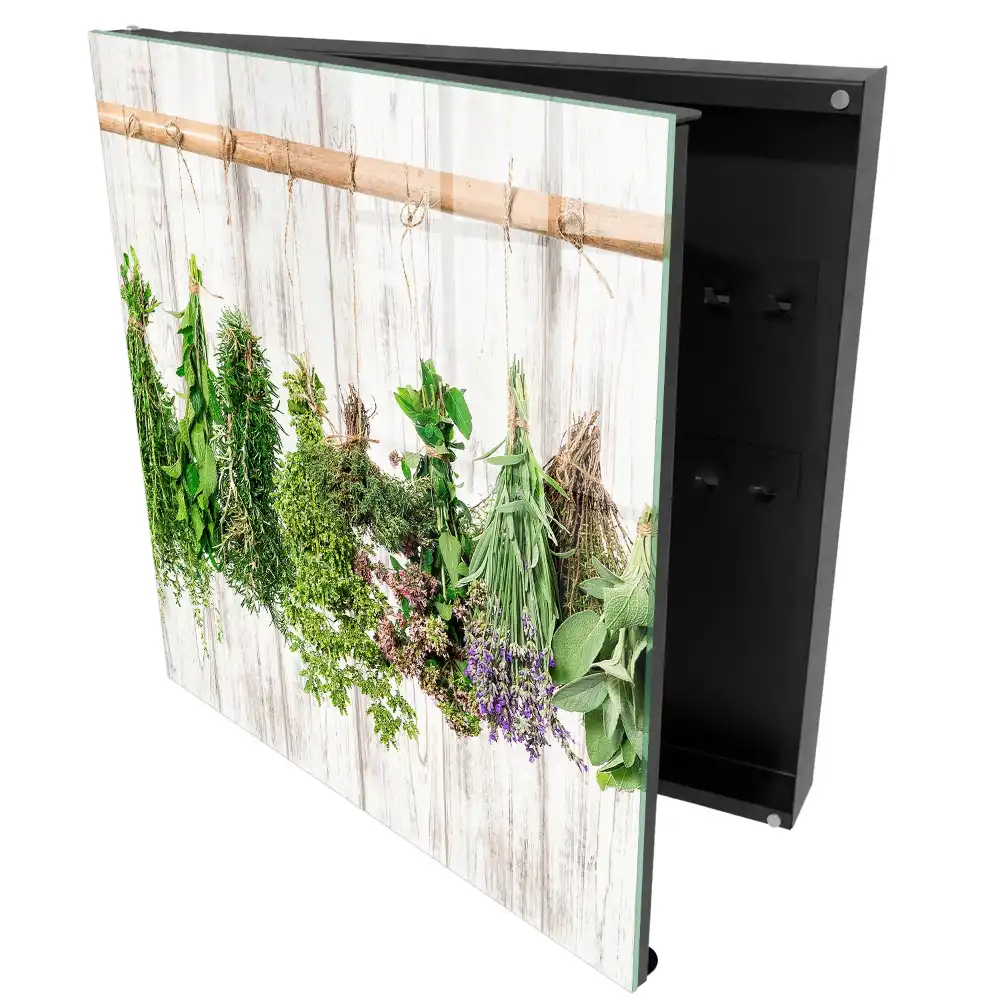 Suport rustic pentru chei din lemn cu design de ierburi suspendate
