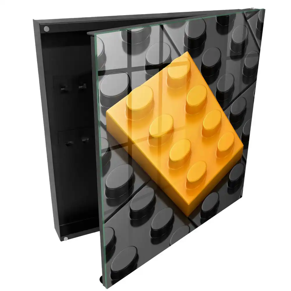 design cu bloc galben pe fundal cu elemente negre