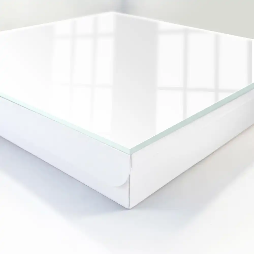 Suport pentru chei de perete minimalist în culoare albă pură