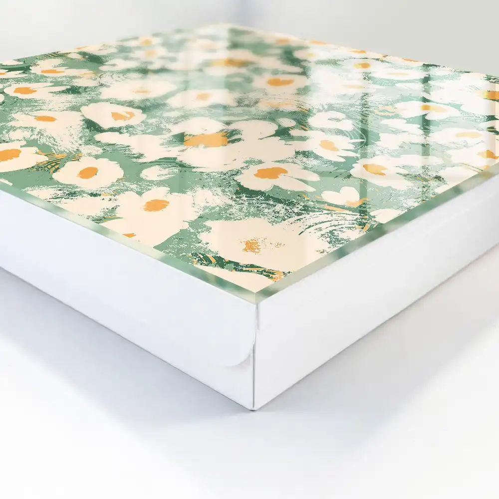 Casetă pentru chei cu model floral pe fundal verde în stil boho