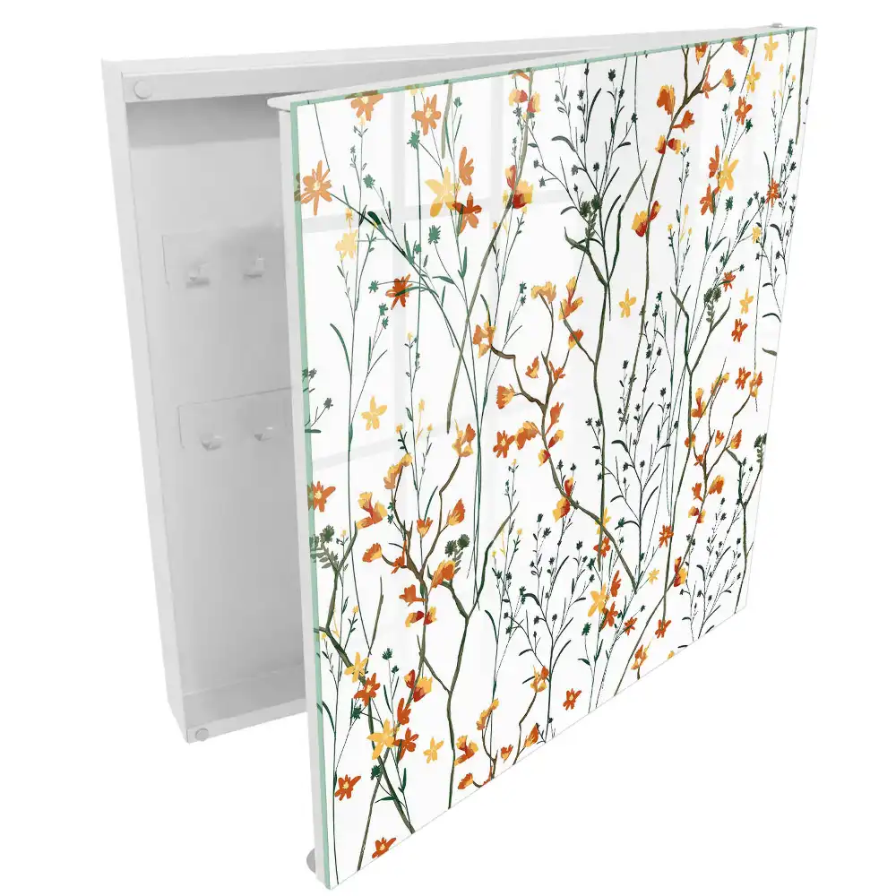 Casetă pentru chei cu model floral pe fundal alb