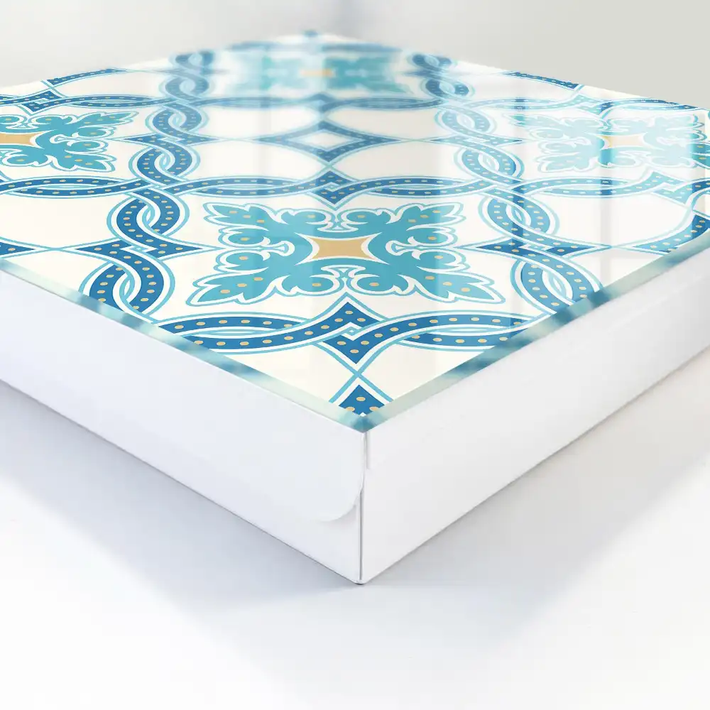 Cutie pentru chei de perete cu un design geometric în nuanțe de turcoaz