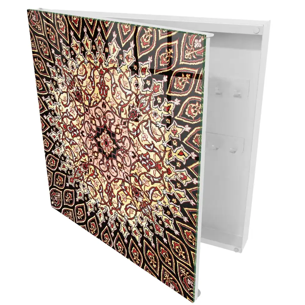 Dulapior pentru chei cu design ornamentat în tonuri calde