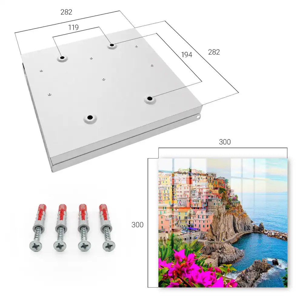 Casetă pentru chei cu model de case colorate lângă mare