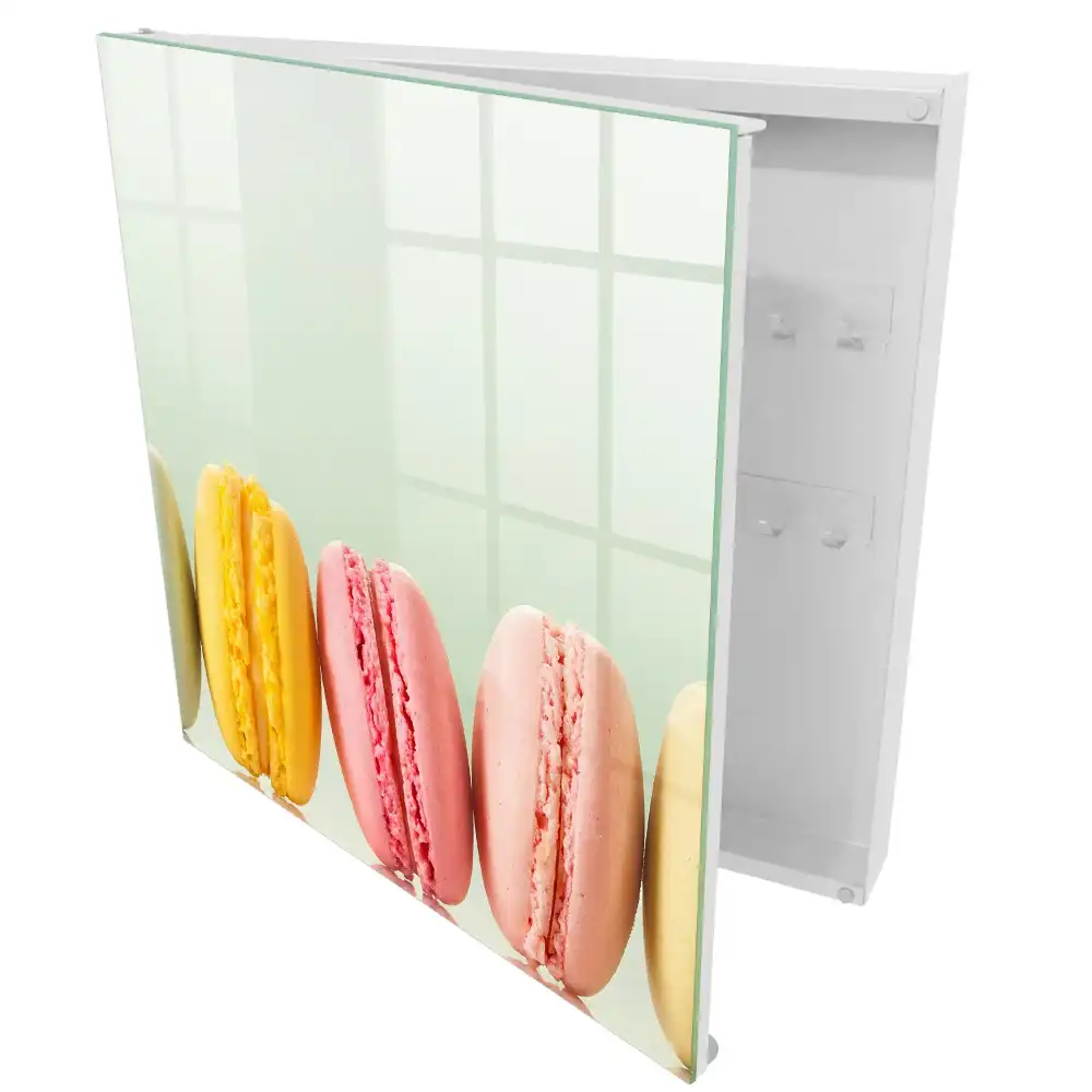 Casetă pentru chei cu model macaron colorat pe fundal pastel